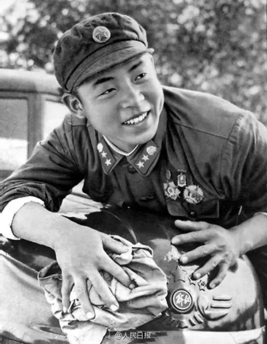 1709606143596868.jpg 2d86ed75855a49108f30a1c5b1a195f8.jpg